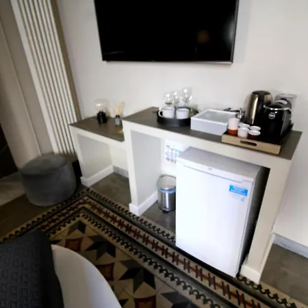 Duomo Housing Le Πανσιόν 4*