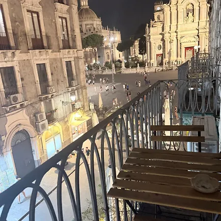 Duomo Housing Le Guest house Catania